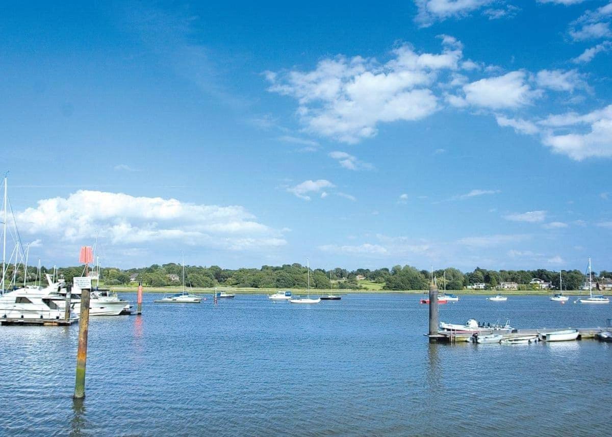 Mercury Yacht Harbour And Holiday Park Lower Swanwick Esterno foto