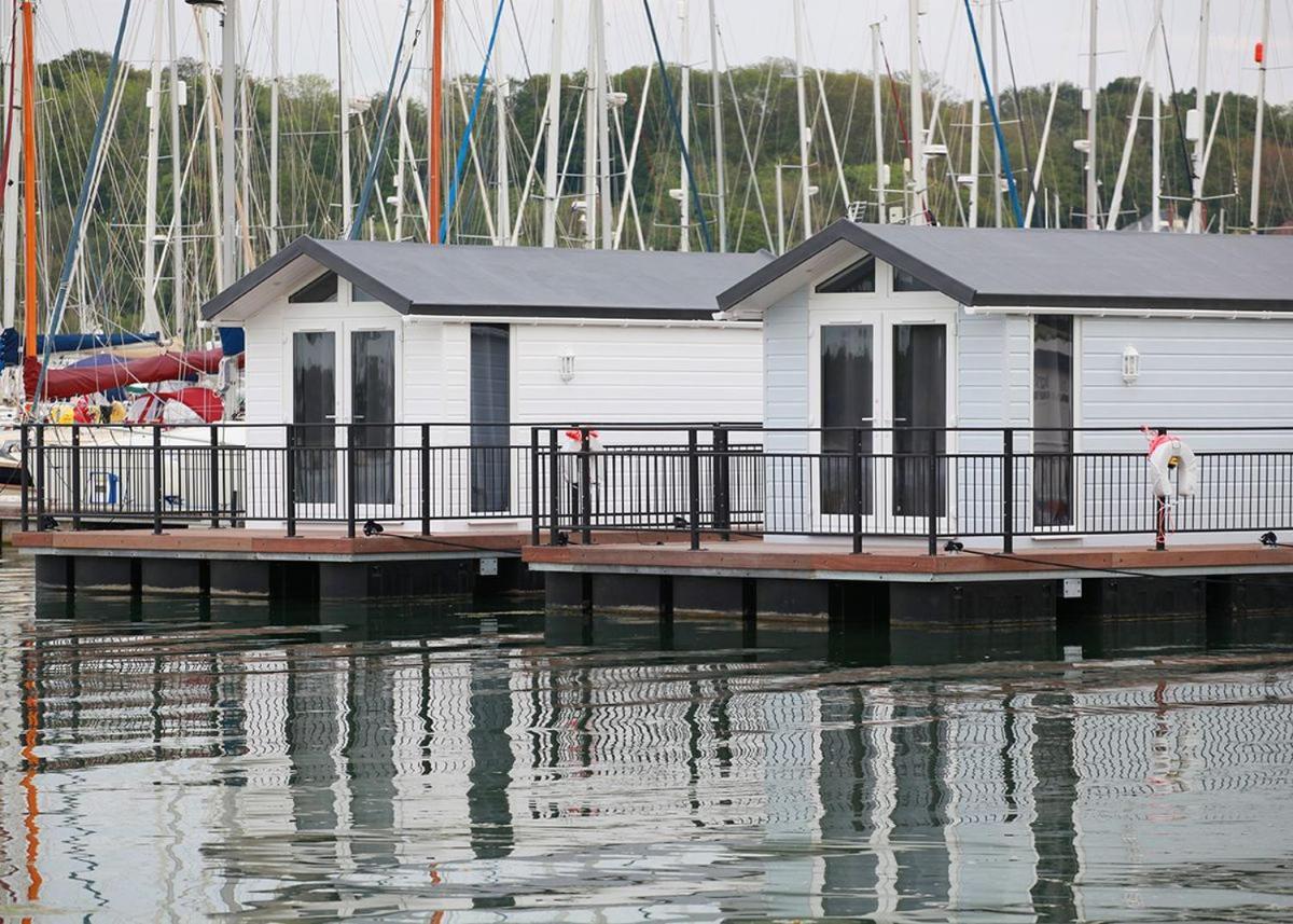 Mercury Yacht Harbour And Holiday Park Lower Swanwick Esterno foto